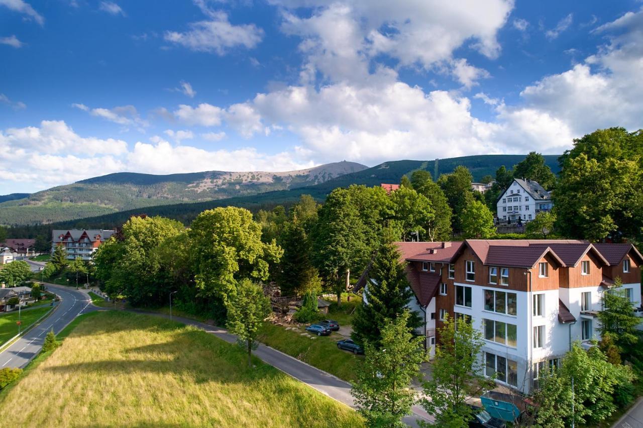 Apartament "Powoli" Z Darmowym Parkingiem Karpacz Exterior foto